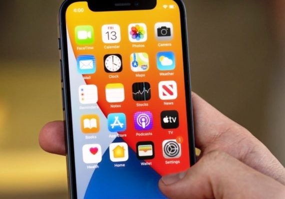Antara iPhone 12 Mini dengan iPhone 12, Mana Yang Terbaik