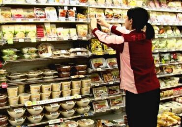 aneka harga jajanan snack indomaret_e48fba1fa.jpg