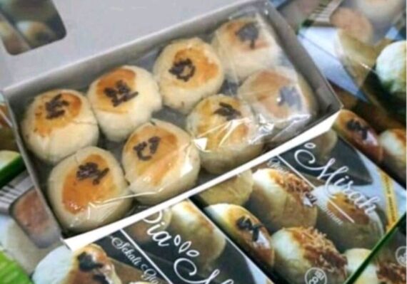 harga pia mangkok malang_0946703eb.jpg