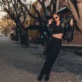 Inspirasi padu padan tren fashion gaya street style yang kece dan trendi